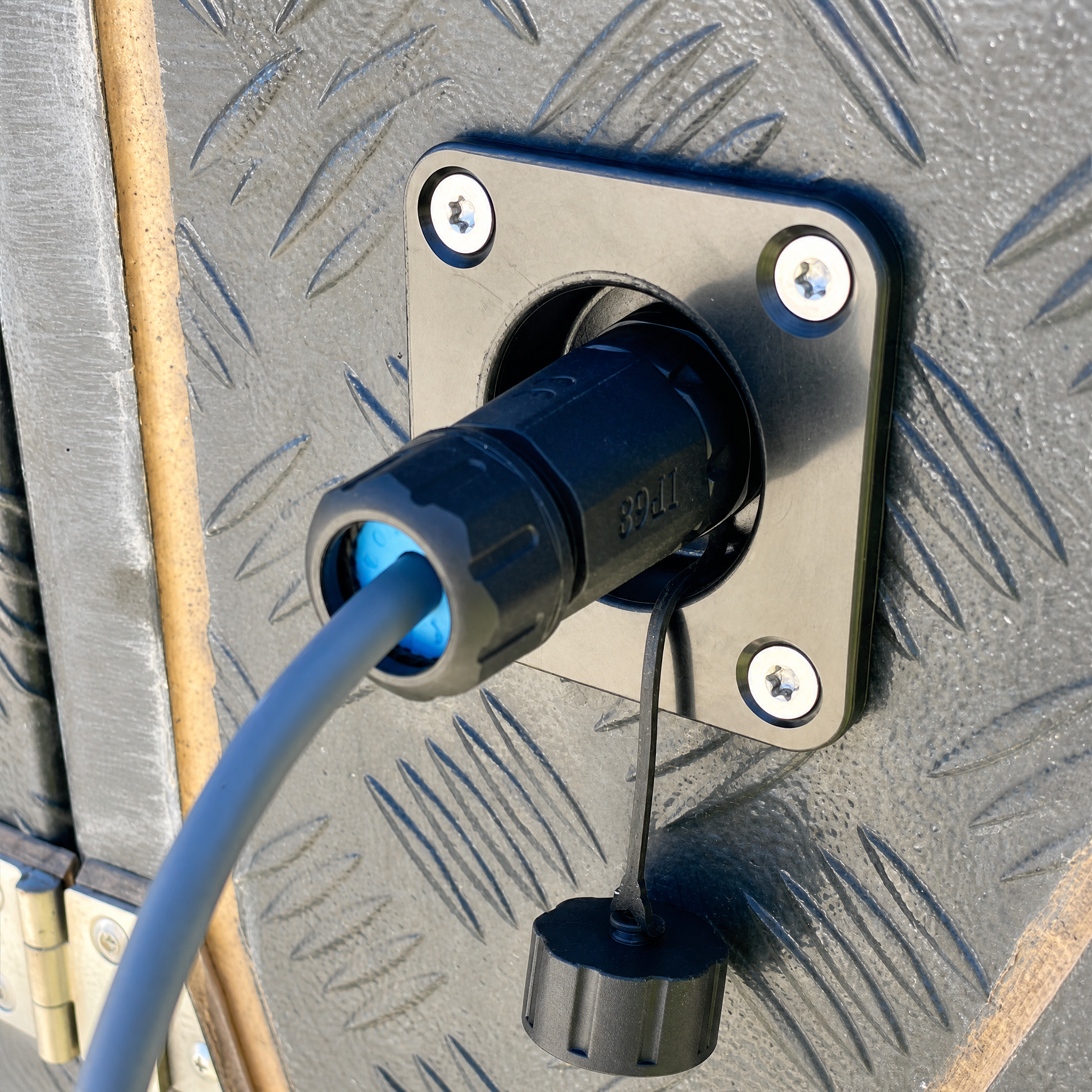 Caravan RV - Gen 3 RJ45 Recessed Data Socket for Starlink (With Backing Plate) SpaceTek