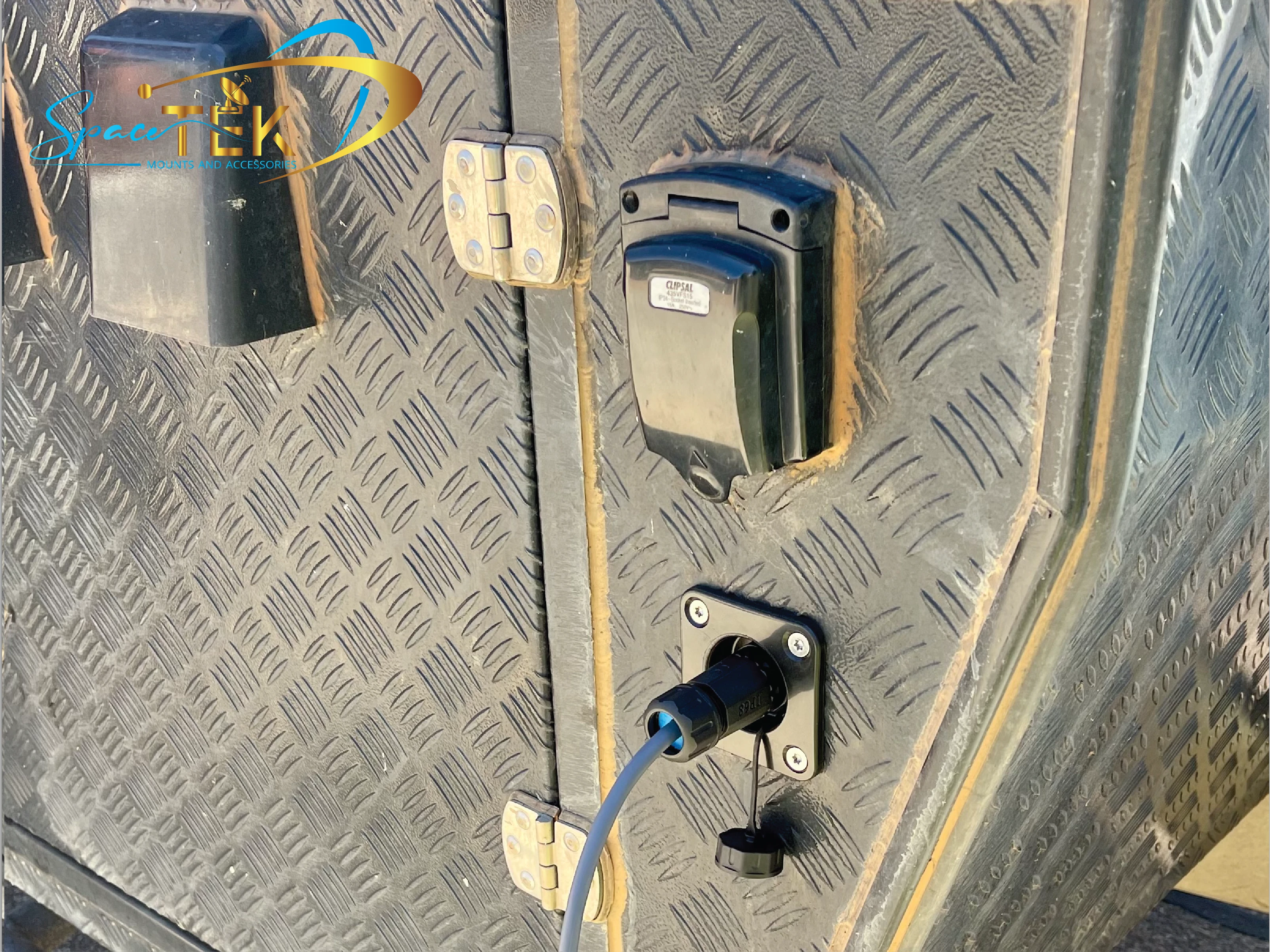 Caravan RV - RJ45 Recessed Data Socket for Starlink With Backing Plate SpaceTek