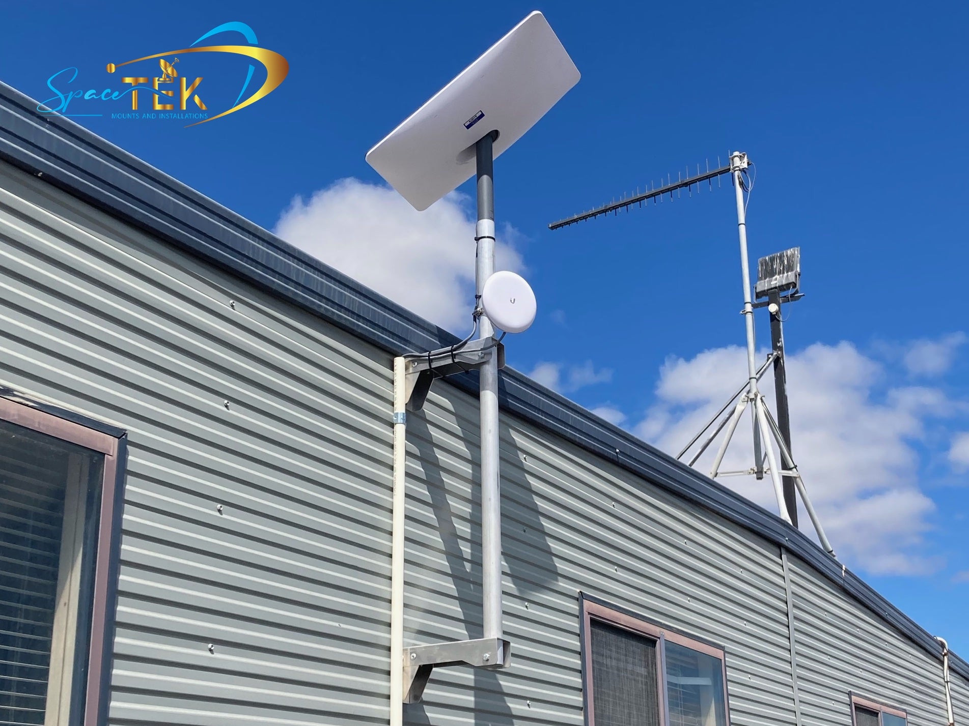 Starlink Atco / Demountable / Site Hut Wall Mount - Gen 2 Rectangle