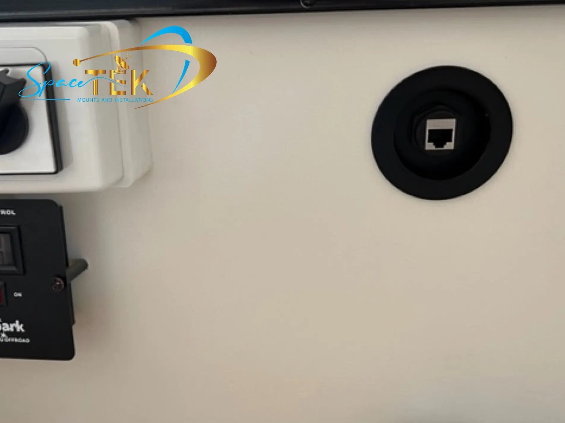 Caravan RV - RJ45 Recessed Data Socket for Starlink With Backing Plate SpaceTek
