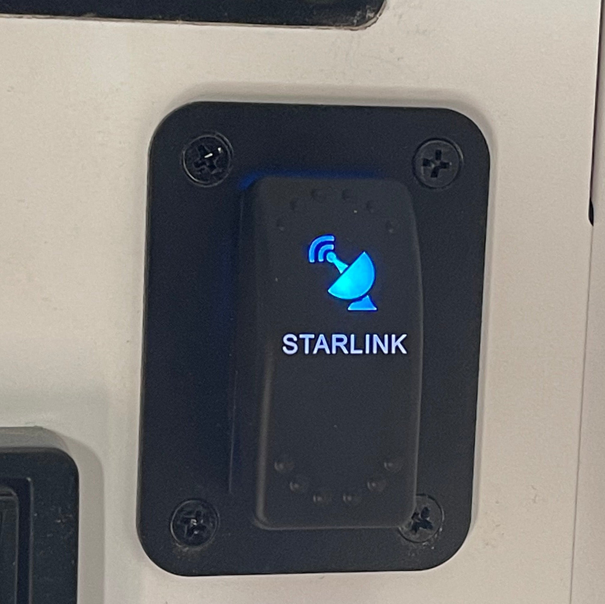 Starlink DC 3-Pole Rocker Switch – Blue LED with Mounting Plate Options (12V 20A / 24V 10A) SpaceTek - Starlink Mounts & Accessories