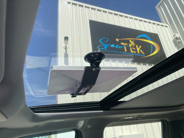 Mini Suction Cup Windscreen Mount with high-adhesion suction cups, showing tool-free installation and compatibility with original Starlink Mini kickstand Mini Suction Cup Windscreen Mount with high-adhesion suction cups, showing tool-free installation and compatibility with original Starlink Mini kickstand