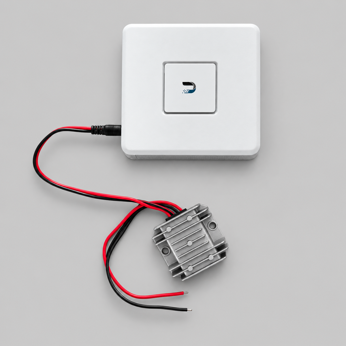 Spacetek 36W DC-DC converter connected to a Ubiquiti UniFi USG security gateway for direct 12V DC power