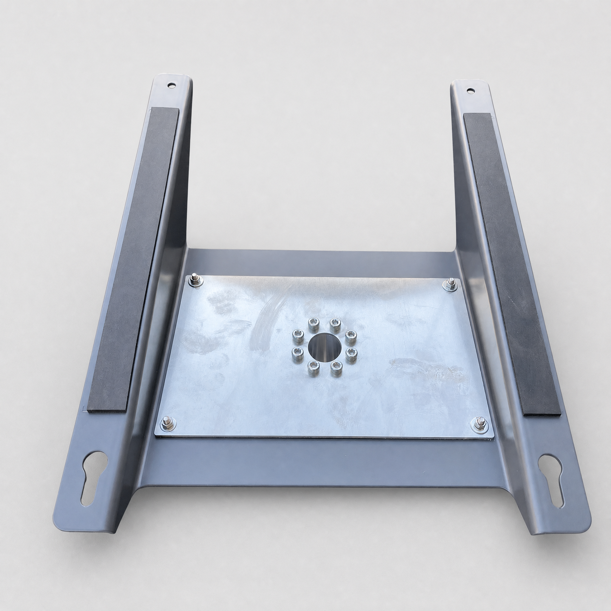 Starlink Flat High Performance Pole Adapter - Basic SpaceTek