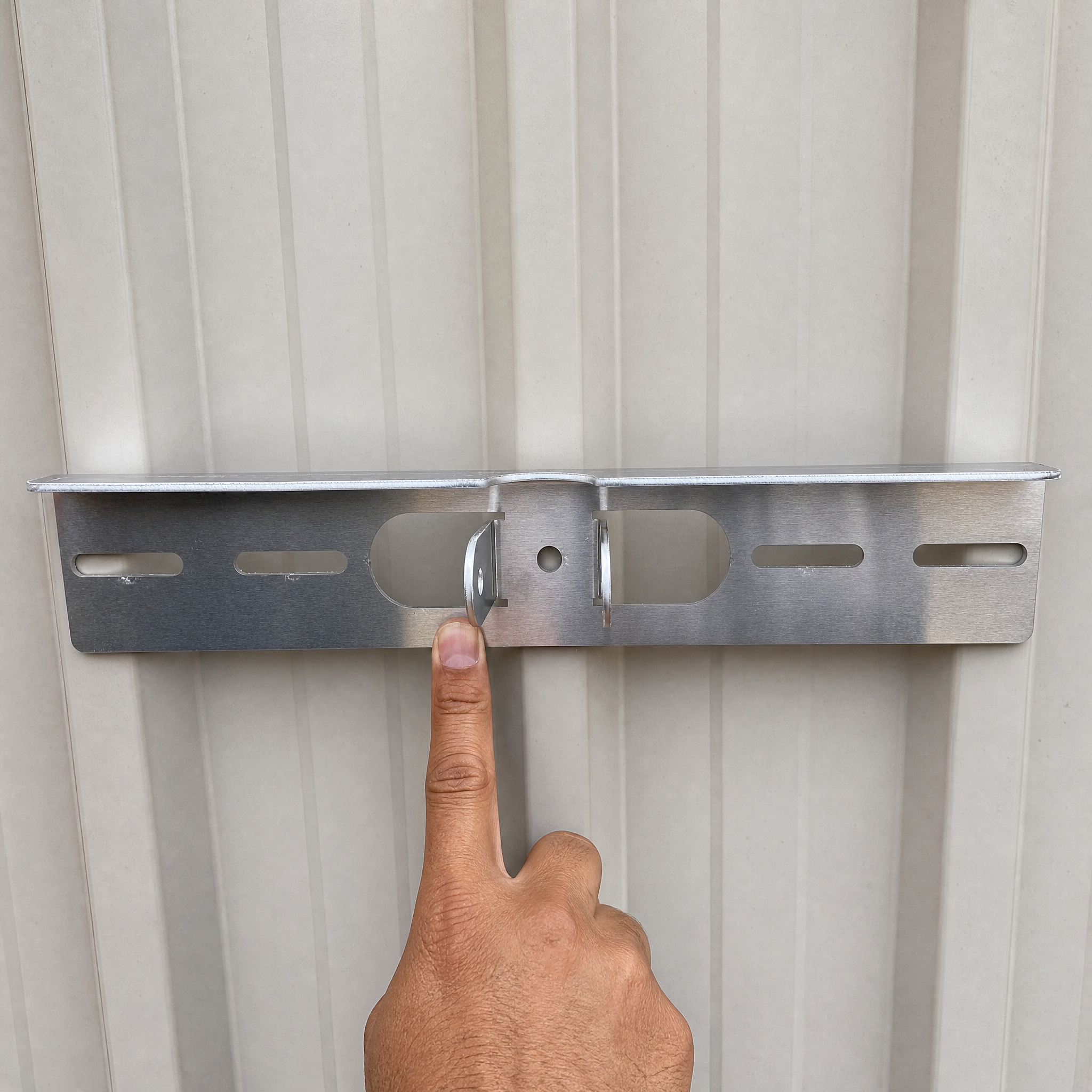 Heavy Duty Base Plate (400mm) - With M8 Nut & Bolt SpaceTek